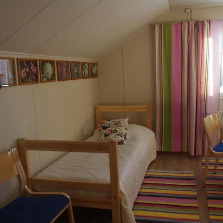 Aneen Loma Vacation And Holiday home *
