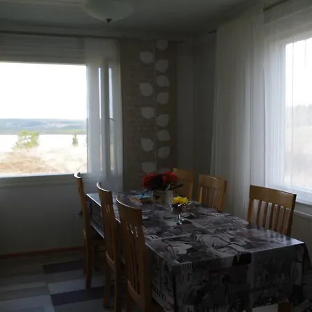 بيت للعطل Aneen Loma Vacation And