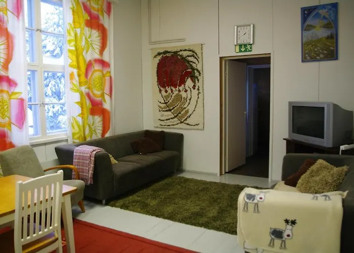 安宁乐马度假酒店 *